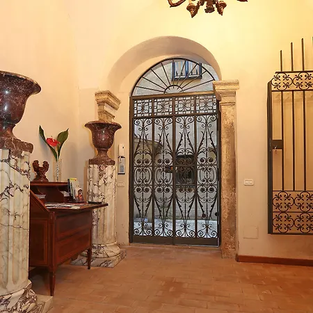בית הארחה Myrome Navona רומא