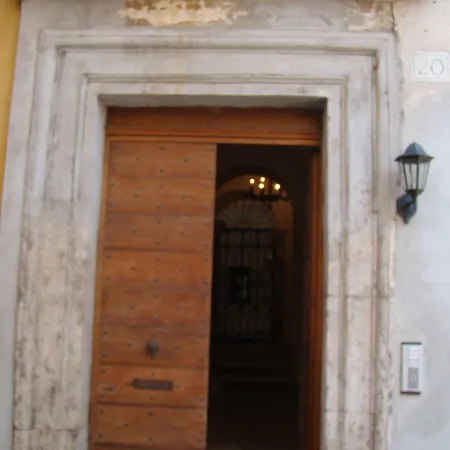 בית הארחה Myrome Navona