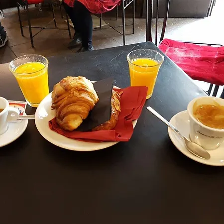 Myrome Navona בית הארחה 3*